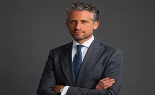 board-members-alex-496  